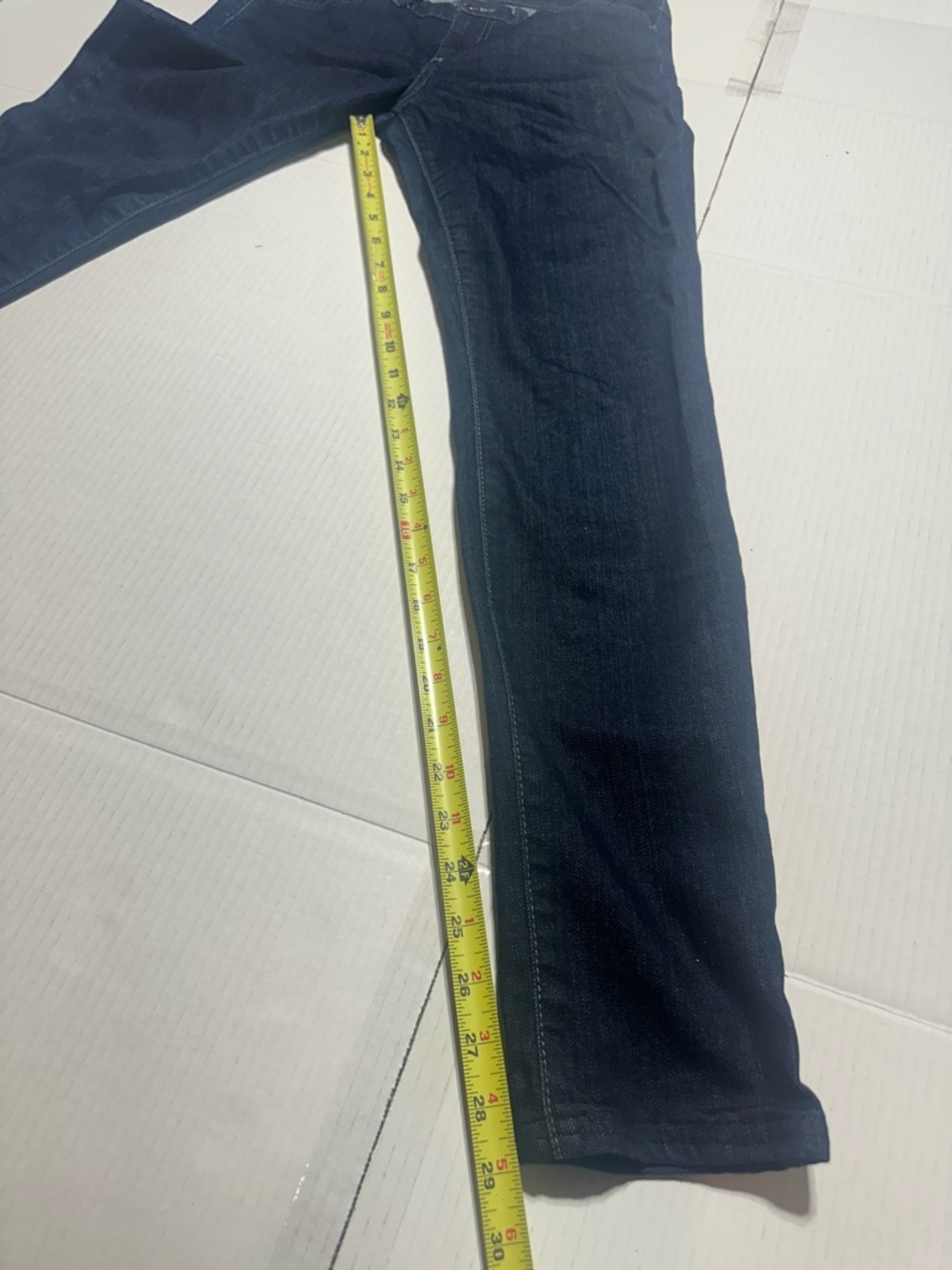 Joe’s Chelsea dark Blue denim Slim Jeans multiple pockets and zipper 98% cotton - Picture 2 of 8